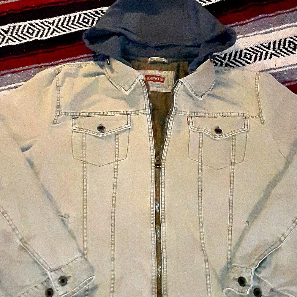 Levi's jacket - Picture 2 of 7